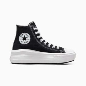 Converse Women's Black and White Platform Sneakers in U.S. Size 8